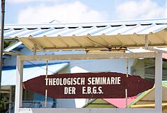 NL_2021-07_Surinam__Paramaribo__Theologisches_Seminar
