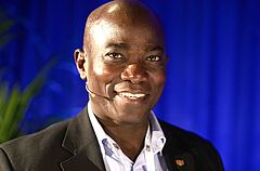 NL_2025-16_Suriname__Para__MZ__Herman_Jintie