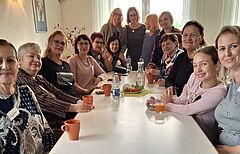 NL_2024-18_Albanien__Frauen_in_Suedwestdeutschland