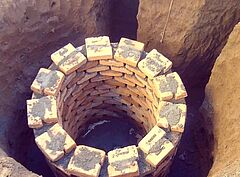 NL_2025-12_Malawi_Dzaleka_Brunnen