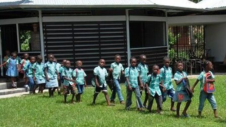 Surinam Schulkinder