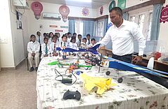 NL_2025-10_Indien__Raipur__Tueftler-Workshop